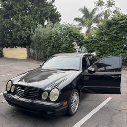 2000 Mercedes-Benz E-Class