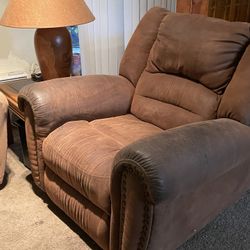 Free Recliner Sofa & Recliner