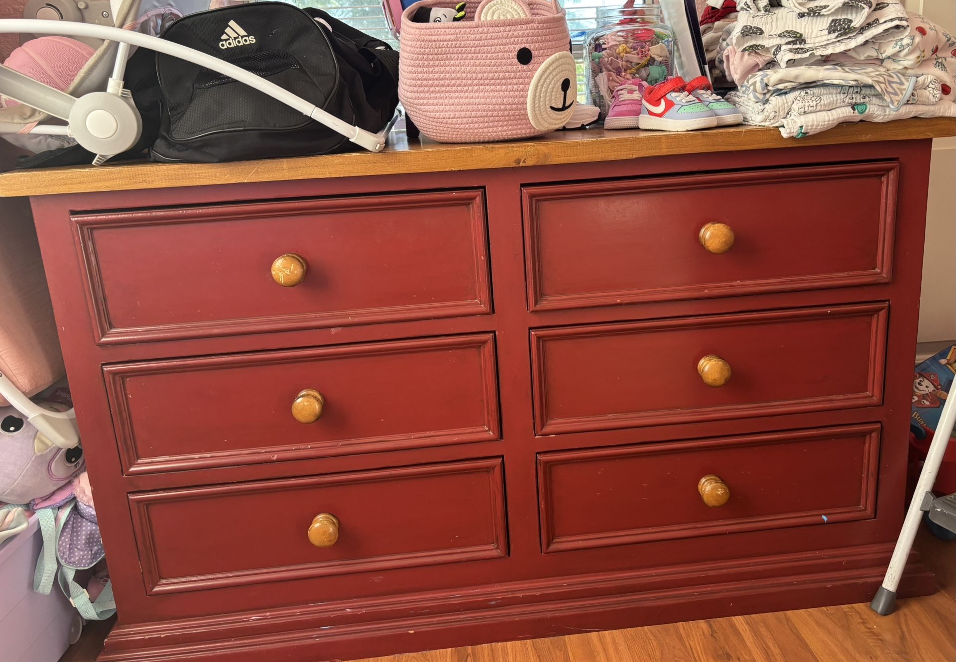 Dresser