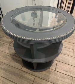 Round end table