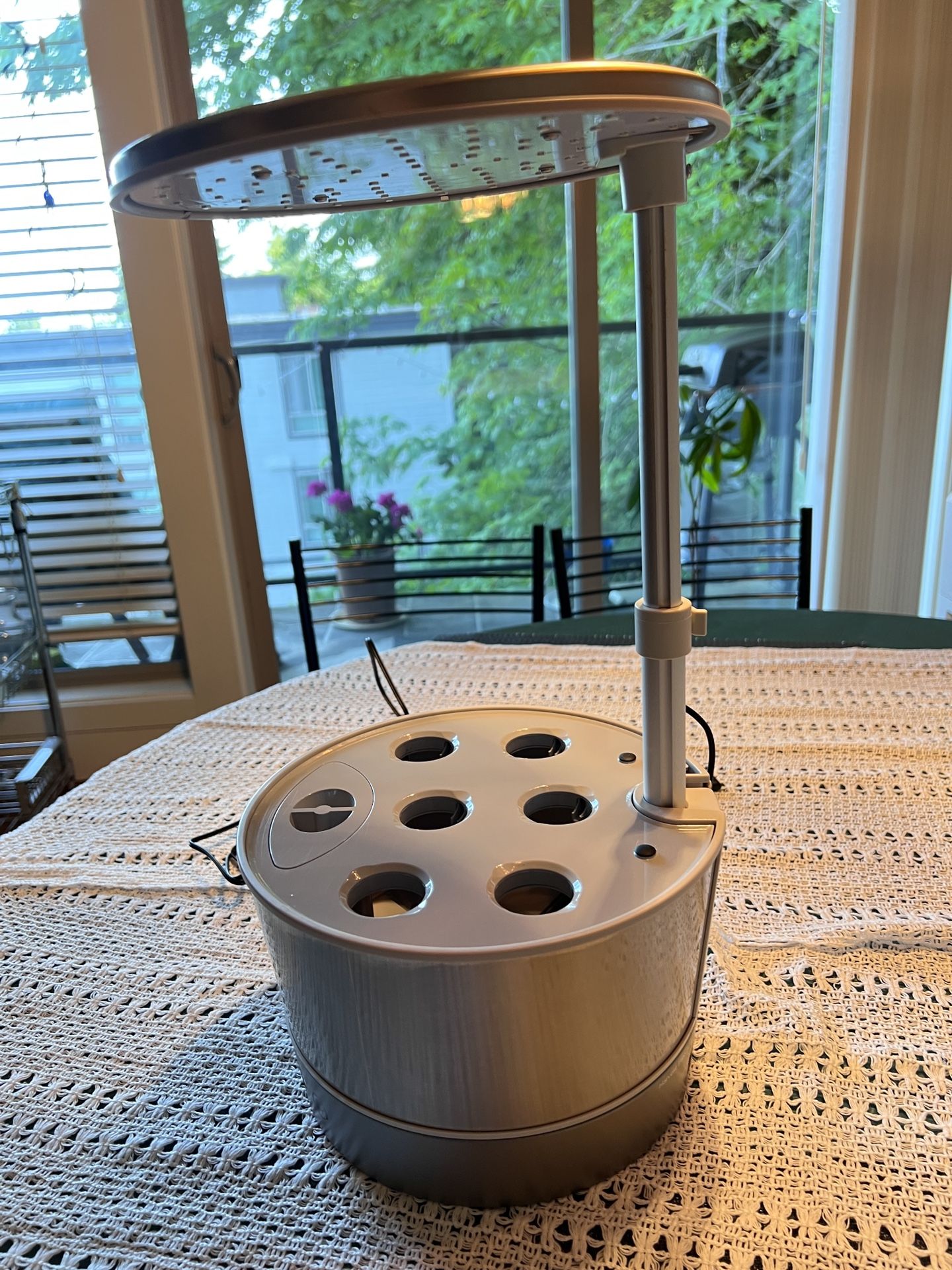 AeroGarden Harvest Elite 360 Indoor Garden