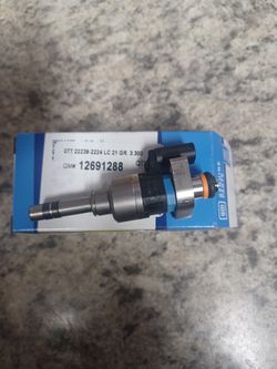 NEW GM FUEL INJECTOR #12 69 1288