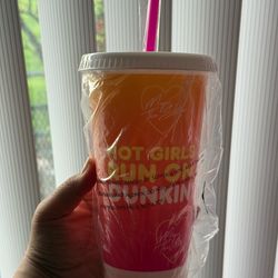 Dunkin Cup
