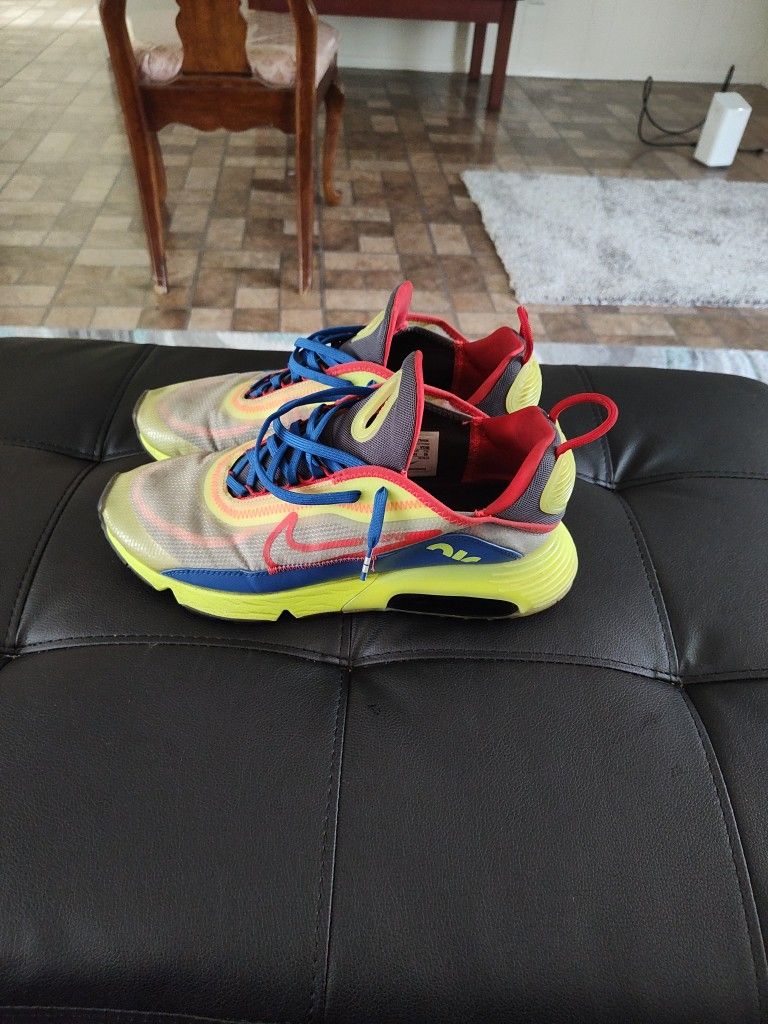 Nike Air Max 2070
