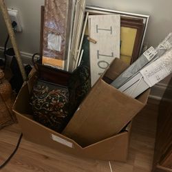 box Of Michael’s, Framing, Pictures, Canvases, Old Blinds And A Big Vase Over 12 Different Items In Here Take The Whole Thing For 25 Bucks