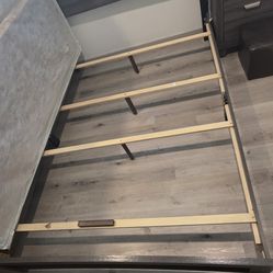 Bedroom Queen Size Set