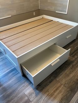 White Full Size Bed Frame w/Drawers (FREE)