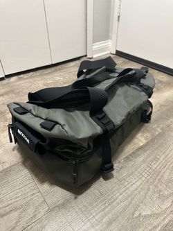40L Incase Green Small Duffle Bag Like New