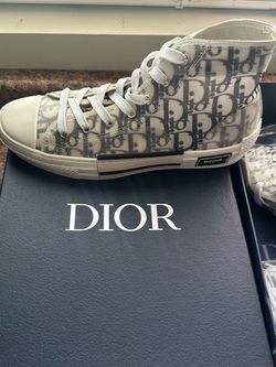 Shoes size 43