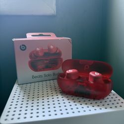 Beats Solo Buds 