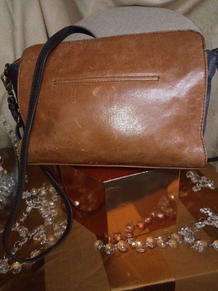 The Sak Small Crossbody Leather Bag
