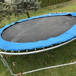 TRAMPOLINE 