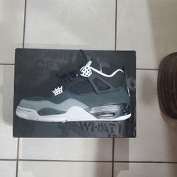 Nike Air Jordan Retro 4 Fear Size 10.5 