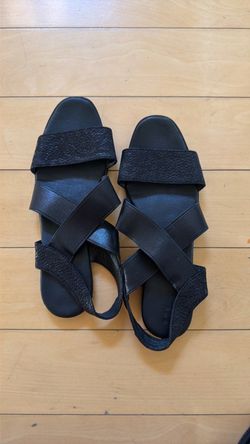 women's sandals