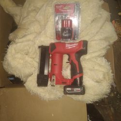 Milwaukee 23 GA. Pin Nailer W/ 2 Batteries 