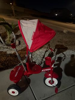 Radio Flyer Kids Tricycle with Canopy