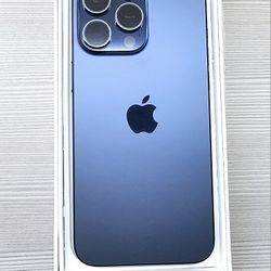 Iphone 16 Pro Max 256gb  Unlocked, FREE Smartwach/ Headphones. Pay $1 Today Rest in payments. NO CREDIT NEEDED FINANCING
