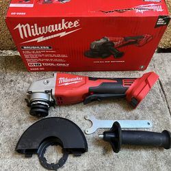 Milwaukee M18 18V Lithium-lon Brushless Cordless 4-1/2 in./ 5 in. Grinder w/Paddle Switch (Tool-Only)
