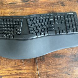 Ergonomic Keyboard - Microsoft Sculpt
