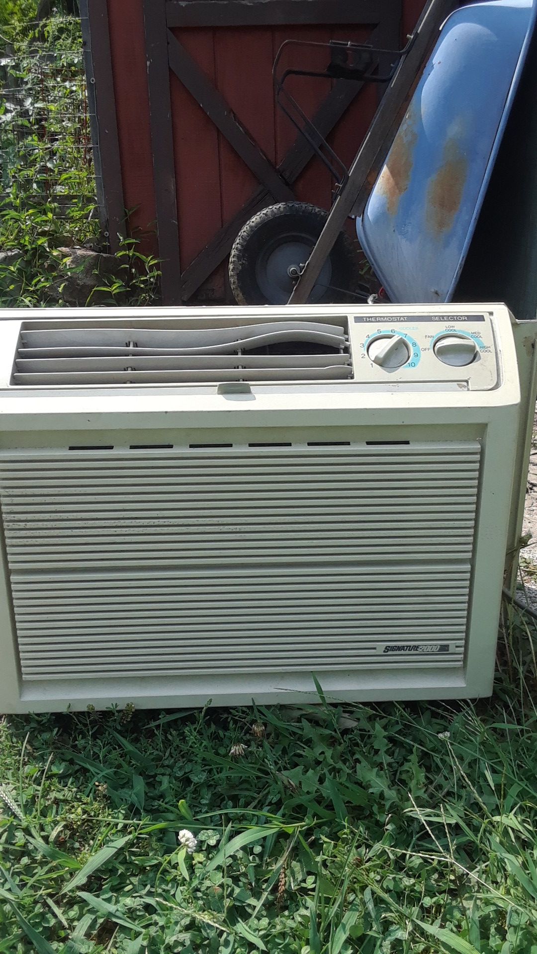 Montgomery Wards Signature 2000 A C 5000 Btu Window Unit For Sale In Denver Co Offerup