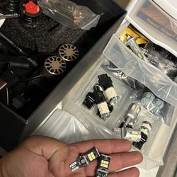 Reverse/Reverse Lights /Brake/Tail lights /Turn signals/parking or High beams lights  Chevy Silverado/ Tahoe /gmc sierra/dodge ram / Toyota Tacoma /tu