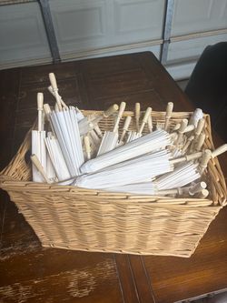200 mini parasols!