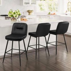 Set of 3 double cushions bar Stools for kitchen counter. New in box.