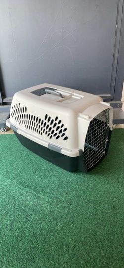 Small pet carrier