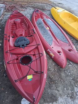 KAYAK/STAND UP PADDLE BOARD /PLUS CANOE