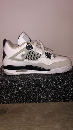 Jordan Retro 4 “Military Black” (Size 10)