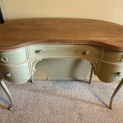 Kidney Shaped Desk