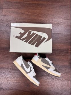 aj1 Nike Air jordan 1 low travis Scott Reverse mocha Size 7,7.5,8,8.5,9,9.5,10,10.5,11,12