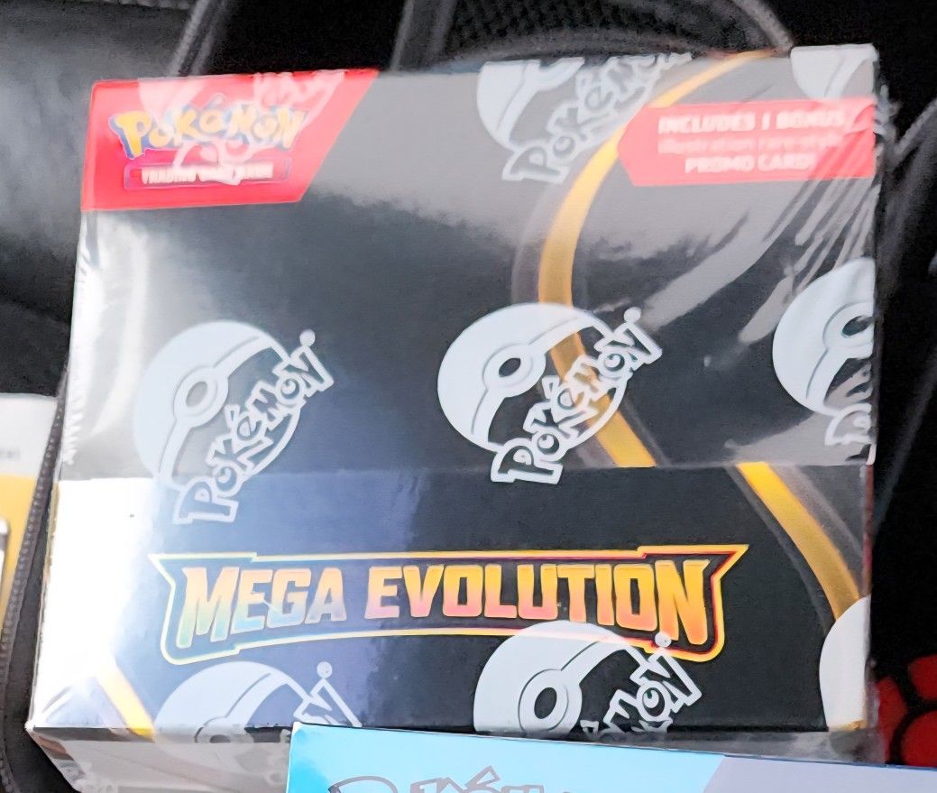 Pokemon Mega Evolutions Booster Box