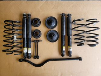 2016 JKU Wrangler 75th Anniversary Factory OEM Suspension Springs Shocks