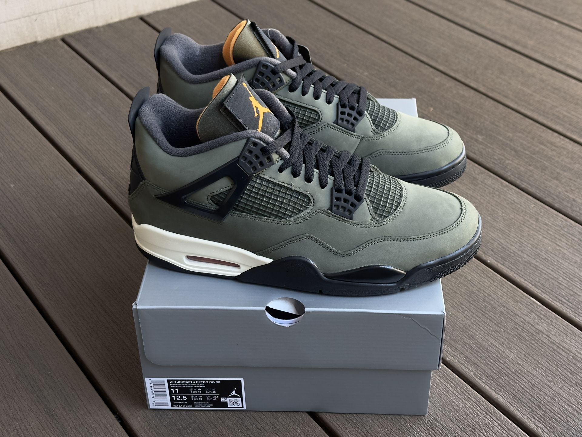 Jordan 4 Retro OG SP - Undefeated- M 11