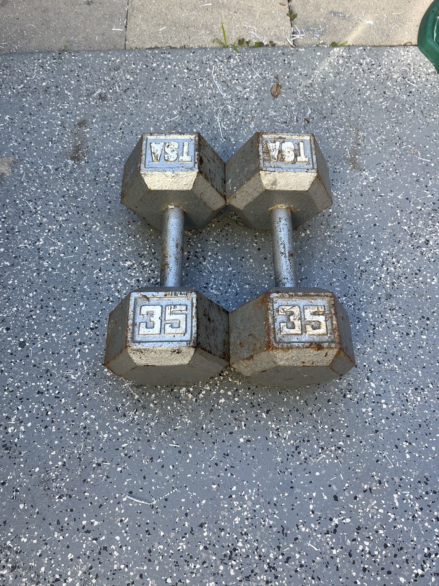 35 Pound New York Style Hex Dumbbells