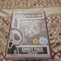 Scream Funko Pop - Signed By Matthew Lillard, Skeet Ulrich, and Jaime Kennedy