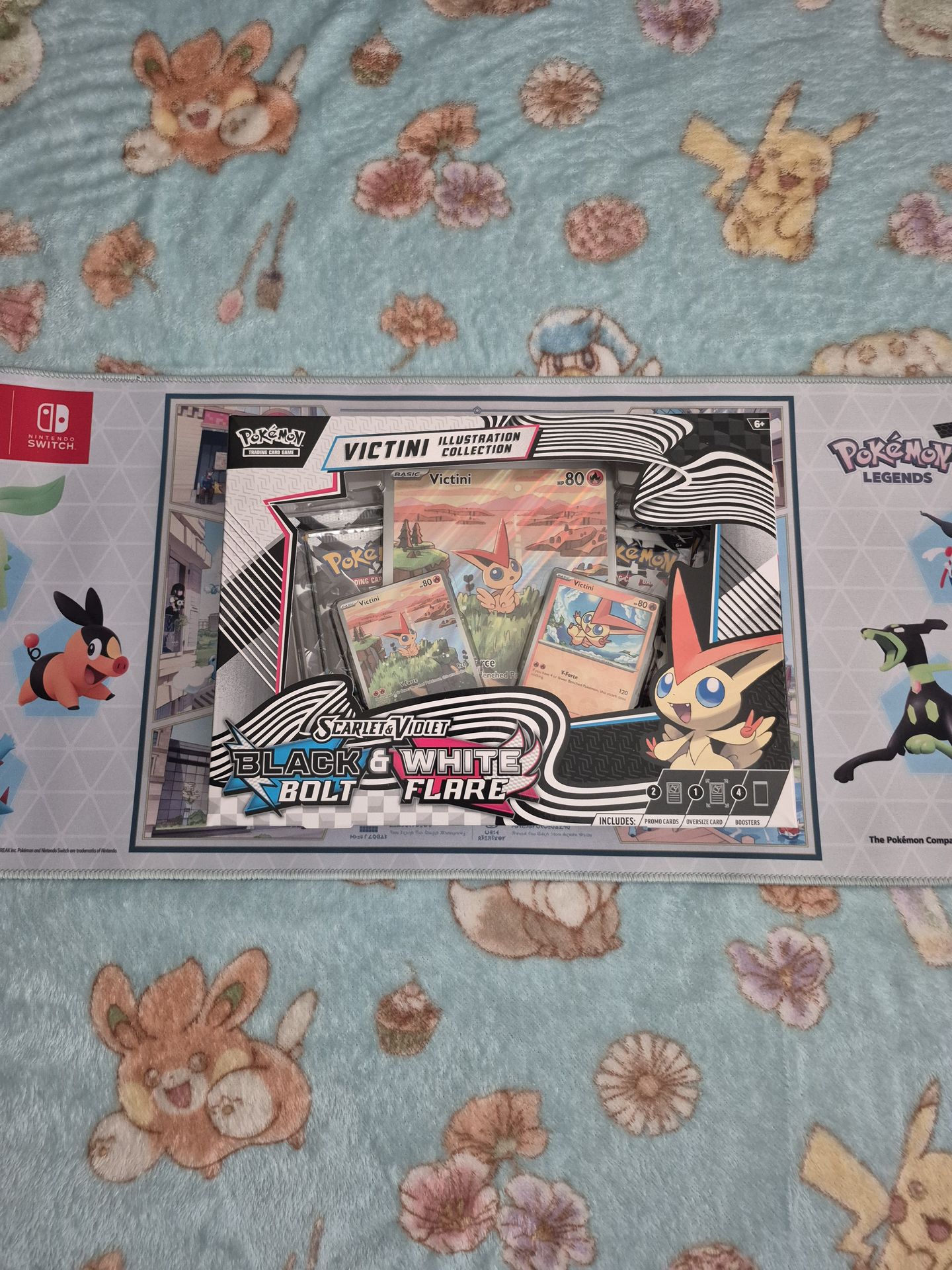 Pokemon Victini Illustration Collection Box