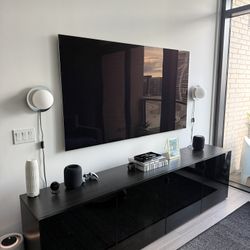 77inch OLED & 55inch LED