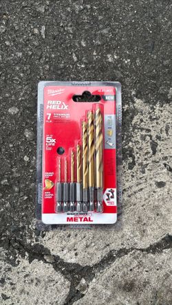 Milwaukee drill bit set