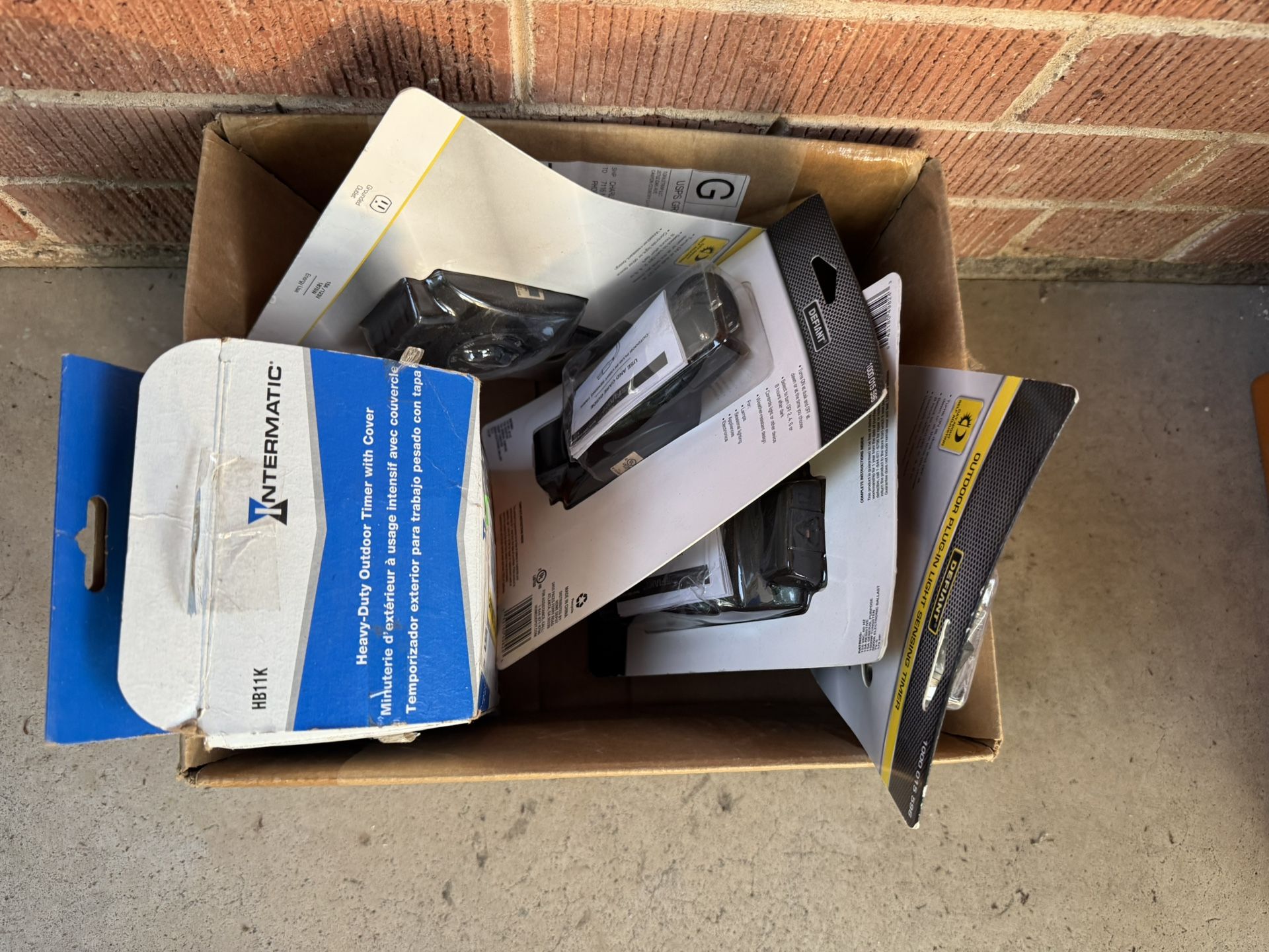 5 Outdoor Timers- Box Of 5 For $20.00