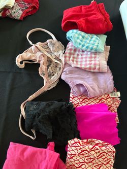 Underwear Victoria Secret used XL & XXL