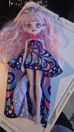 Magic Mixies Pixie Supremes Luna  @ToyBros
