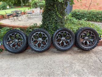 Rines 22” on 35s 6 lug Chevy GMC Cadillac ram $950