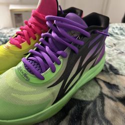 Lamelo, Rick And Morty size 8 1/2