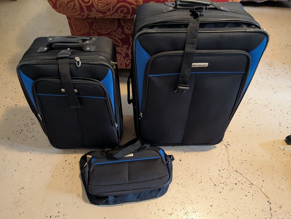 3 PC Suitcase Like New