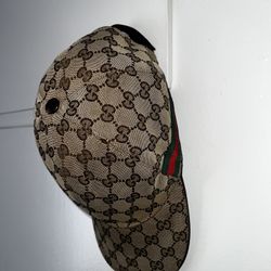 Gucci Canvas Baseball Hat with Web