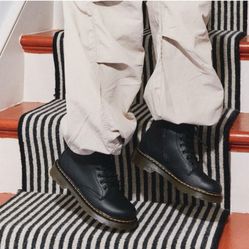 Dr Martens Kids 1460J Classic Boots -Kid US Size 1-Black-Lace Up-Side Zipp