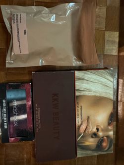 EYE SHADOWS. NOT USED. SEE PRICING.