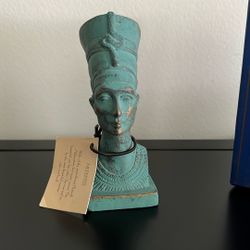 Egyptian Nefertiti Bust Statue - Made In Egypt